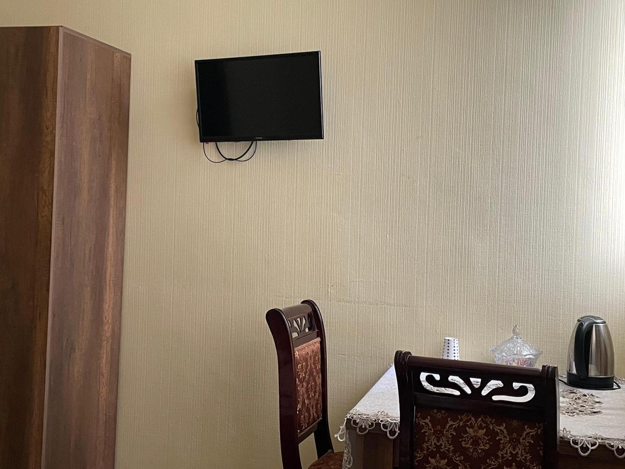 Rahat Hotel 占贾 外观 照片